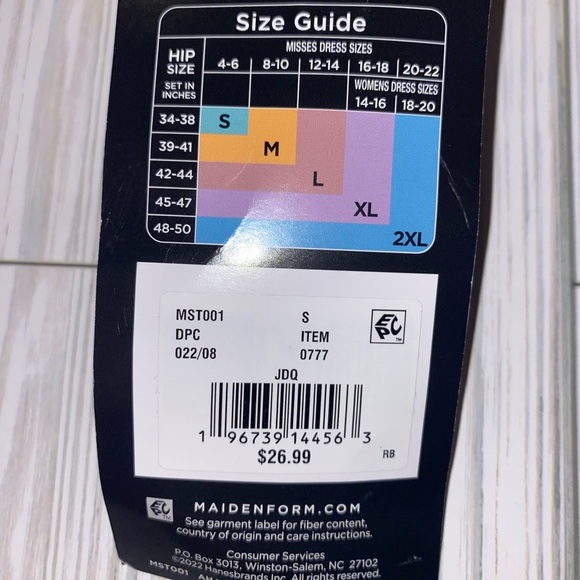 Maidenform Smoothing Seamless Thong Bodysuit nude - Picture 6 of 7